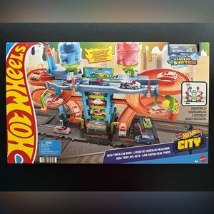Hot Wheels Color Shifters ~  Mega Tower Car Wash PlaySet